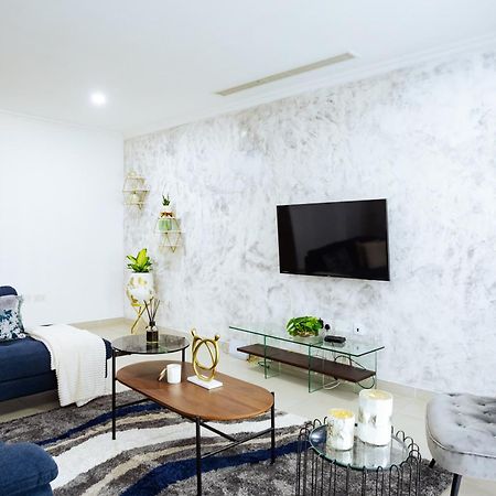 Amazing 2 Bedroom Room Space Available أكرا المظهر الخارجي الصورة